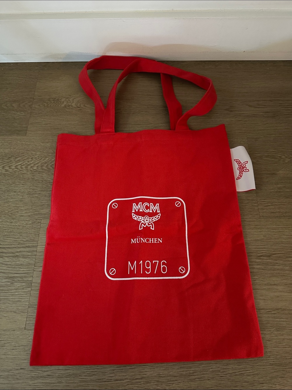 Authentic MCM Bright Red Canvas Tote Bag – München Logo Shopper